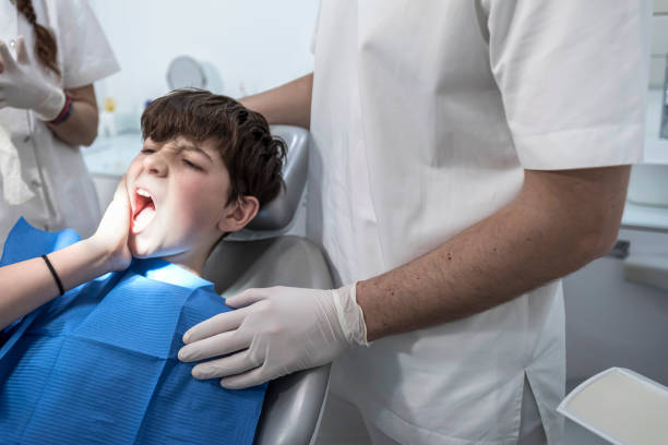 Best Emergency Dental Care for Broken or Chipped Teeth in Valley Park, MO